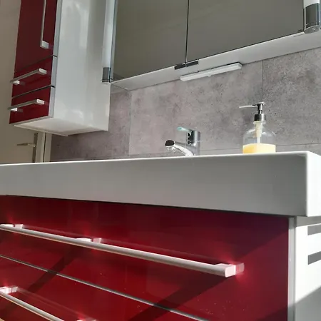 Große Altbauwohnung Auf Dem Land