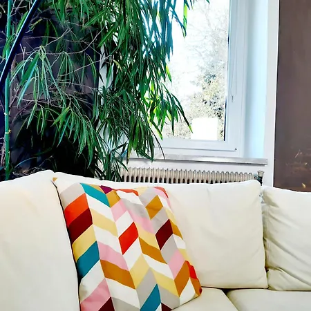 Große Altbauwohnung Auf Dem Land Apartment *