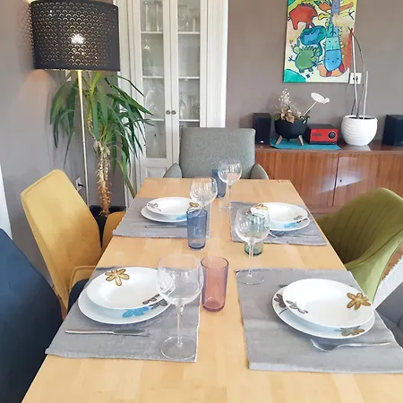 Große Altbauwohnung Auf Dem Land Kallham