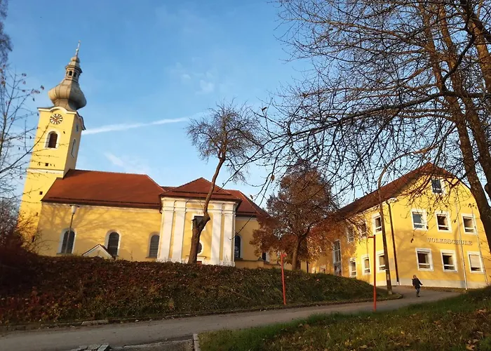 Grosse Altbauwohnung Auf Dem Land
