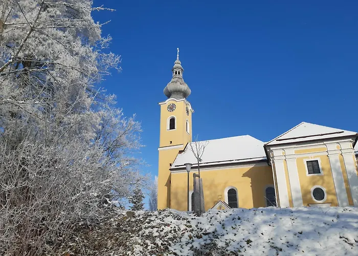 Grosse Altbauwohnung Auf Dem Land Kallham